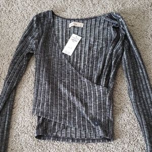 Long sleeve crop top